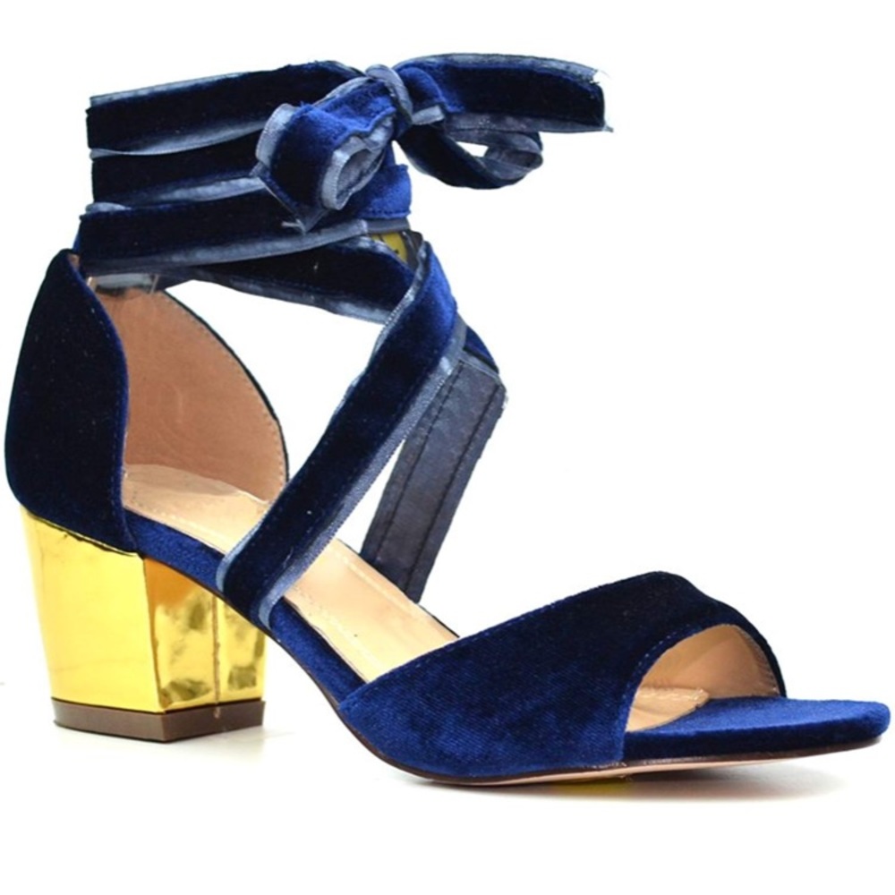Chase+Chloe heels